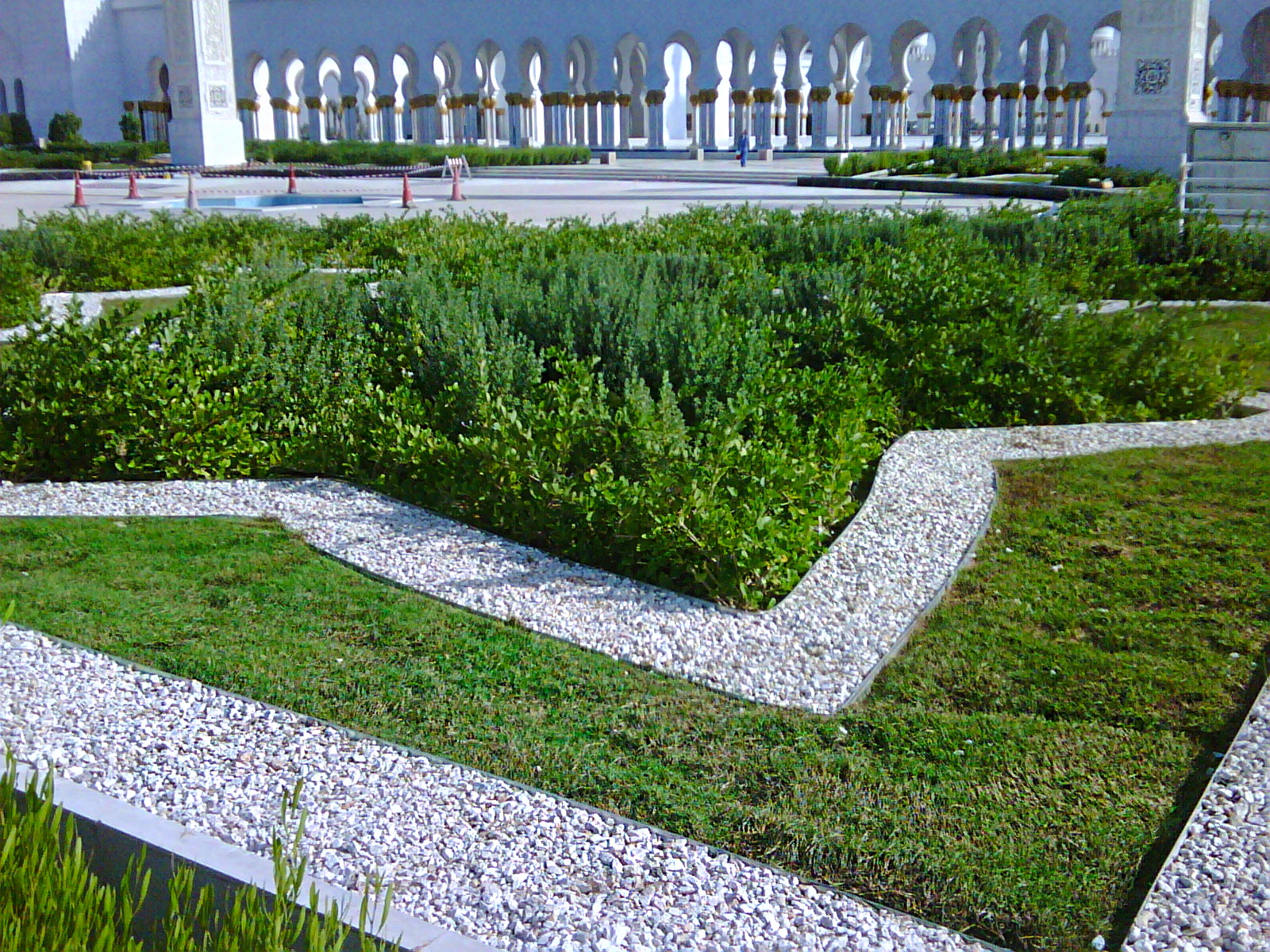 Permaloc Aluminum Edging and Restraints for Landscape, Hardscape and Green Roof